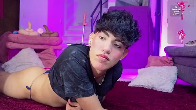 Snapshot of max_femboy chatting on April 27, 2026, 6:33 am max femboy online show from April 27, 2026, 6:33 am