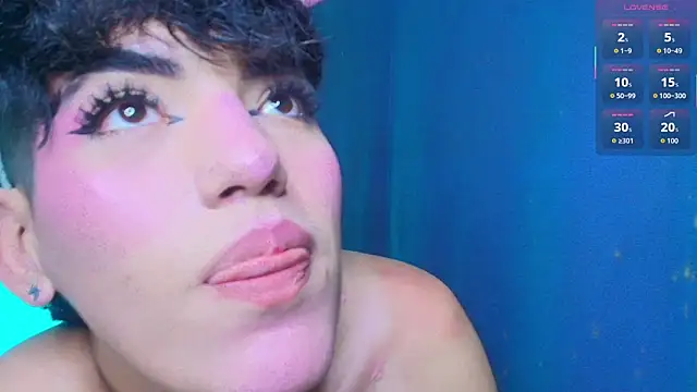 Snapshot of max_femboy chatting on April 13, 2026, 3:21 am max femboy online show from April 13, 2026, 3:21 am