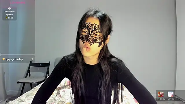 HelenBlazeTrt online show from June 1, 2026, 2:12 am
