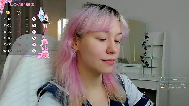 Snapshot of EmilyTrase chatting on June 11, 2026, 1:27 am EmilyTrase online show from June 11, 2026, 1:27 am