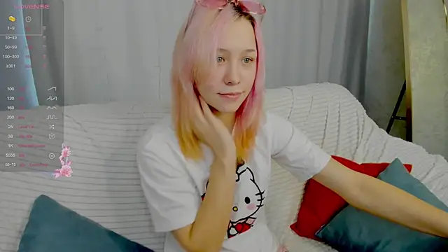 EmilyTrase online show from April 16, 2026, 1:06 am