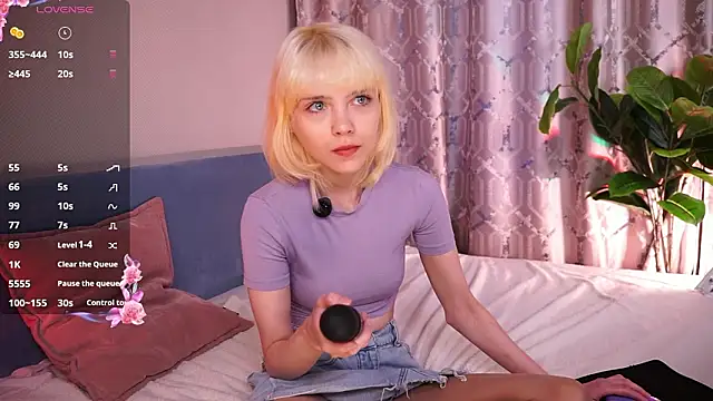 Snapshot of wow_angel chatting on March 3, 2026, 5:36 am wow angel online show from March 3, 2026, 5:36 am