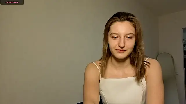 AvelinaSchepp online show from March 8, 2026, 5:27 pm