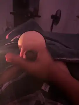 daddydash02 online show from April 22, 2026, 8:10 am