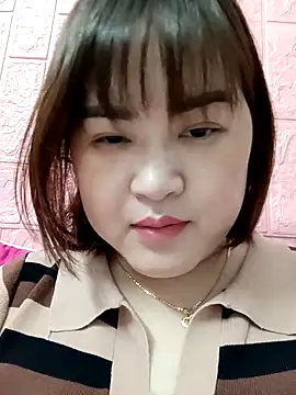 Snapshot of Kee-kimlee chatting on February 10, 2026, 10:25 am Kee-kimlee online show from February 10, 2026, 10:25 am