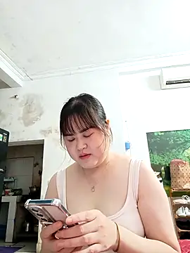 Kee-kimlee online show from April 15, 2026, 10:10 am