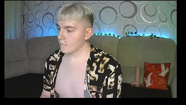 Snapshot of heatctrl chatting on February 14, 2026, 7:25 pm heatctrl online show from February 14, 2026, 7:25 pm