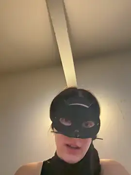 Mis-Elisa96 online show from March 2, 2026, 5:20 pm