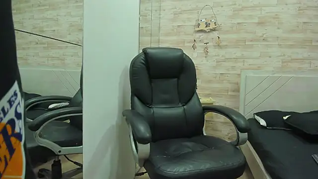 Jordi Cooper online show from February 25, 2026, 7:36 pm