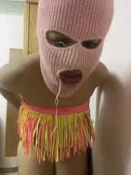 Snapshot of faettaa chatting on February 16, 2026, 10:29 pm faettaa online show from February 16, 2026, 10:29 pm