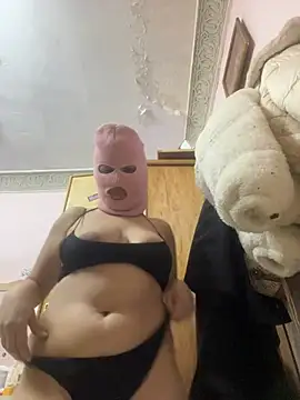 Snapshot of faettaa chatting on February 12, 2026, 6:18 pm faettaa online show from February 12, 2026, 6:18 pm