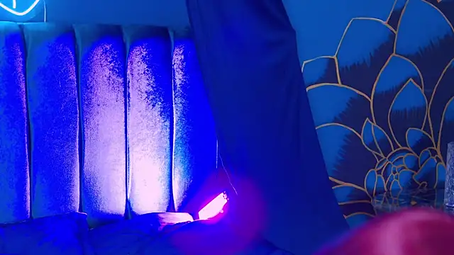 katie rougee  online show from April 7, 2026, 9:16 pm