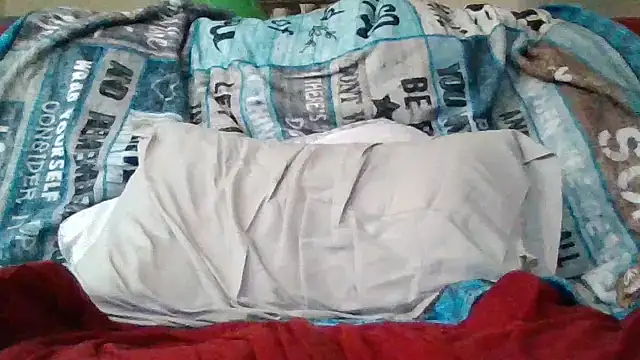 Snapshot of southeastindiann chatting on February 19, 2026, 4:26 pm southeastindiann online show from February 19, 2026, 4:26 pm