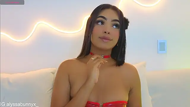 Alyssa bunnyx online show from March 23, 2026, 4:01 am