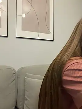  Patricia P online show from April 15, 2026, 4:55 pm