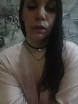 AlisaLowq online show from March 10, 2026, 9:52 pm