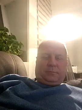 Snapshot of Demik71 chatting on March 12, 2026, 7:07 pm Demik71 online show from March 12, 2026, 7:07 pm