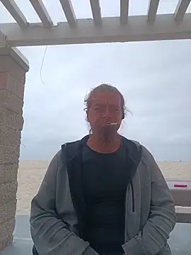 exhibitionistmale online show from June 5, 2026, 8:47 pm