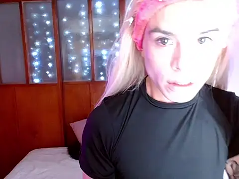 DanniHotBoy02 online show from February 21, 2026, 7:16 pm