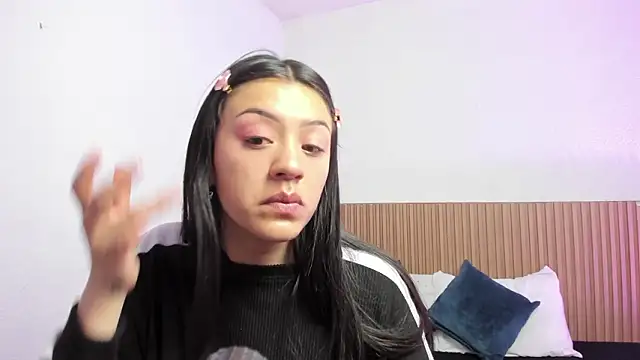 Snapshot of Asuna_rouse chatting on March 3, 2026, 11:50 am Asuna rouse online show from March 3, 2026, 11:50 am