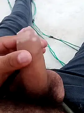 Snapshot of fercheyy chatting on February 9, 2026, 9:13 pm fercheyy online show from February 9, 2026, 9:13 pm