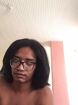 Snapshot of horny_brii chatting on May 29, 2026, 8:15 pm horny brii online show from May 29, 2026, 8:15 pm