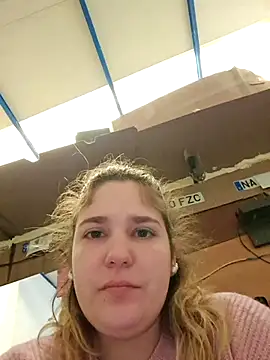 Dulcexpecado online show from March 18, 2026, 1:24 pm