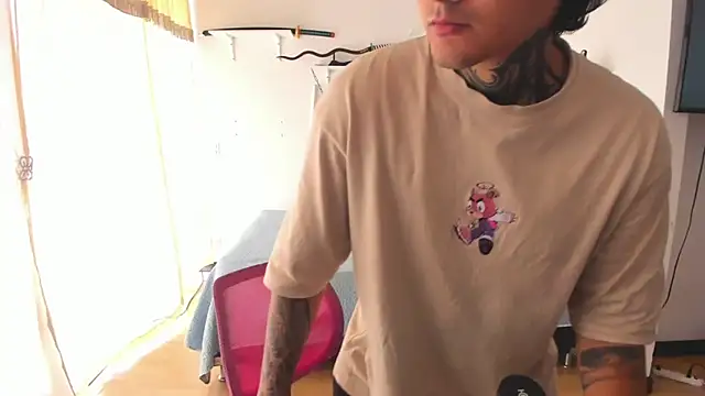 Snapshot of Your_Tao chatting on February 15, 2026, 4:39 pm Your Tao online show from February 15, 2026, 4:39 pm