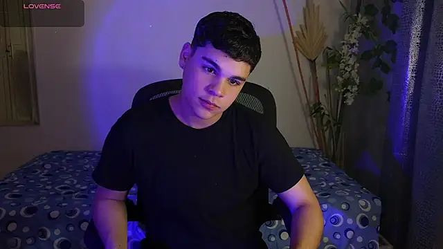 eithan jonnes online show from March 7, 2026, 8:36 pm