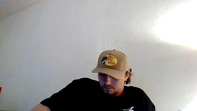 Tallhungandcloudy online show from February 13, 2026, 4:23 am