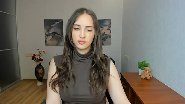 Snapshot of Effy_Royse chatting on June 14, 2026, 5:58 pm Effy Royse online show from June 14, 2026, 5:58 pm
