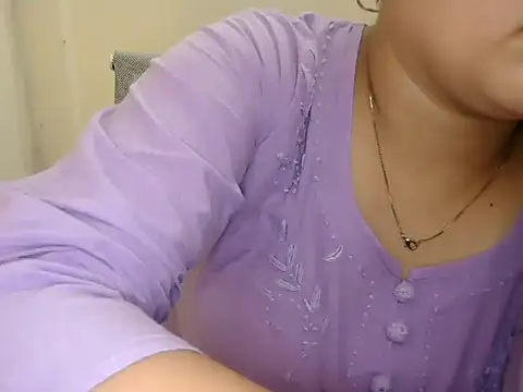 Snapshot of _chitranshi chatting on July 23, 2026, 5:49 am chitranshi online show from July 23, 2026, 5:49 am