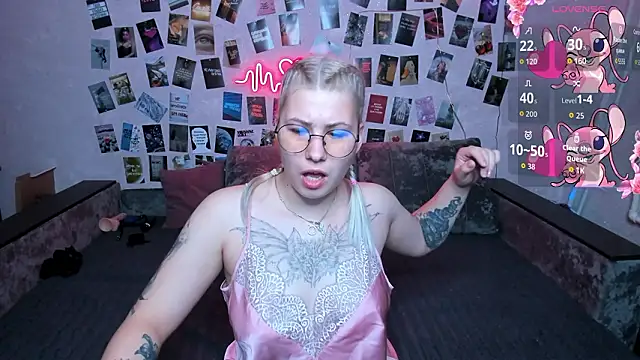 x Ulya1cutex online show from March 21, 2026, 4:22 pm