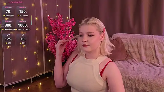 TobiteAnnie online show from February 26, 2026, 4:29 pm