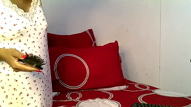 Mabelle Eveline online show from March 12, 2026, 8:18 am