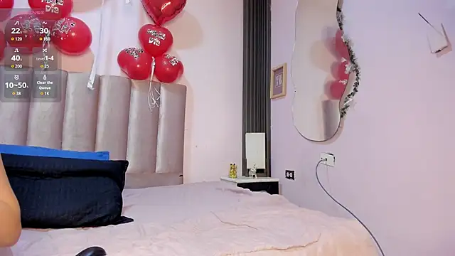 Snapshot of Dylan_and_Kim chatting on February 15, 2026, 12:26 pm Dylan and Kim online show from February 15, 2026, 12:26 pm