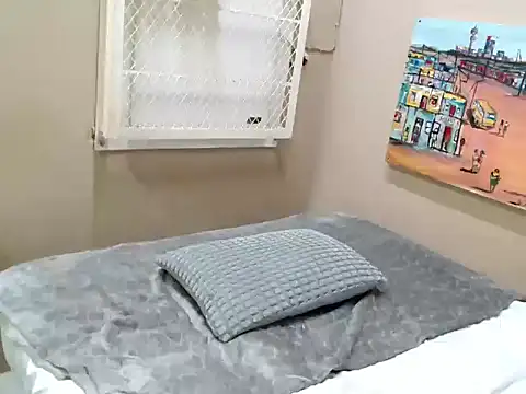 Snapshot of BigBunSquirt chatting on March 5, 2026, 6:21 am BigBunSquirt online show from March 5, 2026, 6:21 am