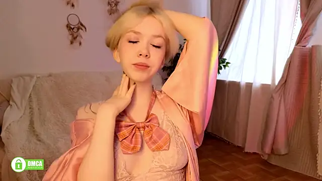 Snapshot of Rochelle_kitty chatting on April 26, 2026, 2:47 pm Rochelle kitty online show from April 26, 2026, 2:47 pm
