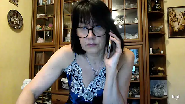 Vlastelina online show from May 29, 2026, 3:29 pm