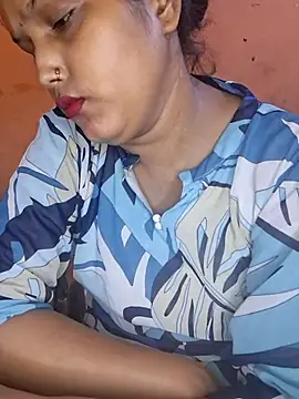 Nency Love143 online show from July 8, 2026, 7:47 pm