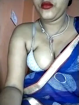 Nency Love143 online show from April 18, 2026, 7:07 pm