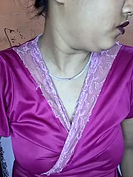 Nency Love143 online show from June 7, 2026, 6:46 pm