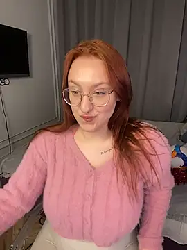 Snapshot of SpicyFox_ chatting on July 8, 2026, 3:24 pm SpicyFox online show from July 8, 2026, 3:24 pm