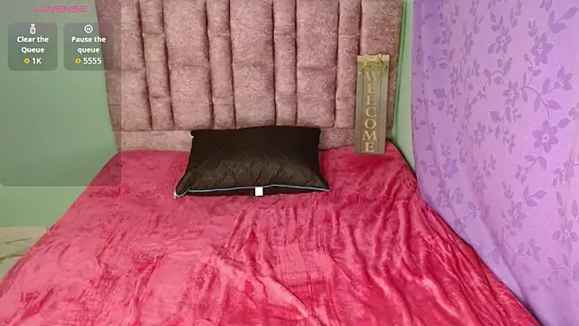 hot princesstk online show from March 11, 2026, 3:22 am