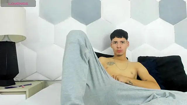 Davi Ponce online show from February 11, 2026, 7:47 pm