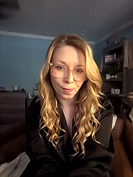 Snapshot of NikkiB653466 chatting on February 11, 2026, 7:36 pm NikkiB653466 online show from February 11, 2026, 7:36 pm