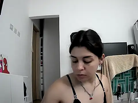 violetazein7 online show from February 15, 2026, 11:58 pm