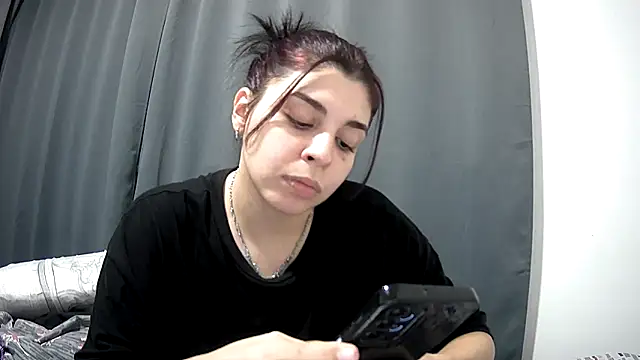violetazein7 online show from May 15, 2026, 11:03 pm