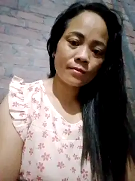 Snapshot of molly-xx chatting on June 16, 2026, 7:36 pm molly-xx online show from June 16, 2026, 7:36 pm