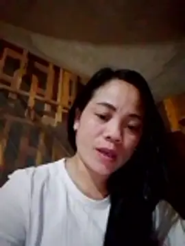 Snapshot of molly-xx chatting on February 22, 2026, 10:44 pm molly-xx online show from February 22, 2026, 10:44 pm